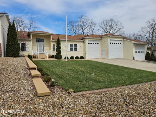 27 Hickory Hollow Circle, Crossville, TN 38555