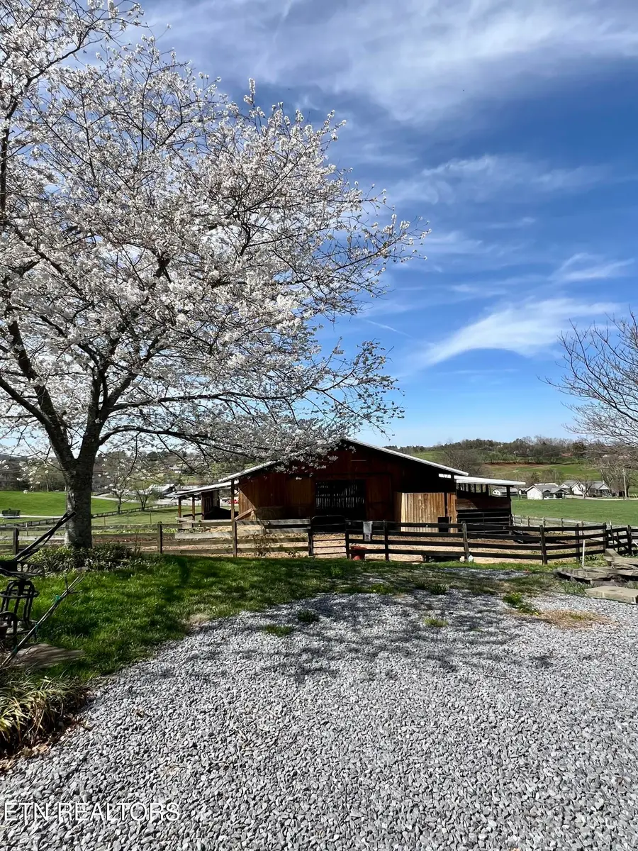 680 Morrell Springs Rd, Newport, TN 37821 - #2