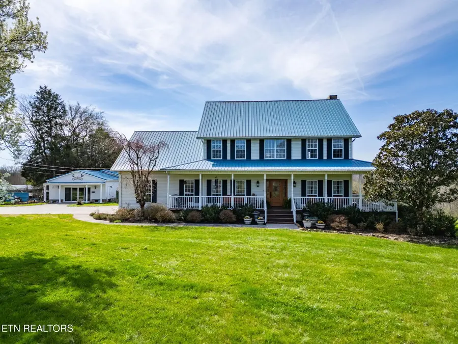 9700 Clift Rd, Strawberry Plains, TN 37871 - #2