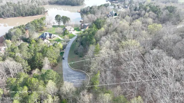 765 Wood Duck Drive, Vonore, TN 37885