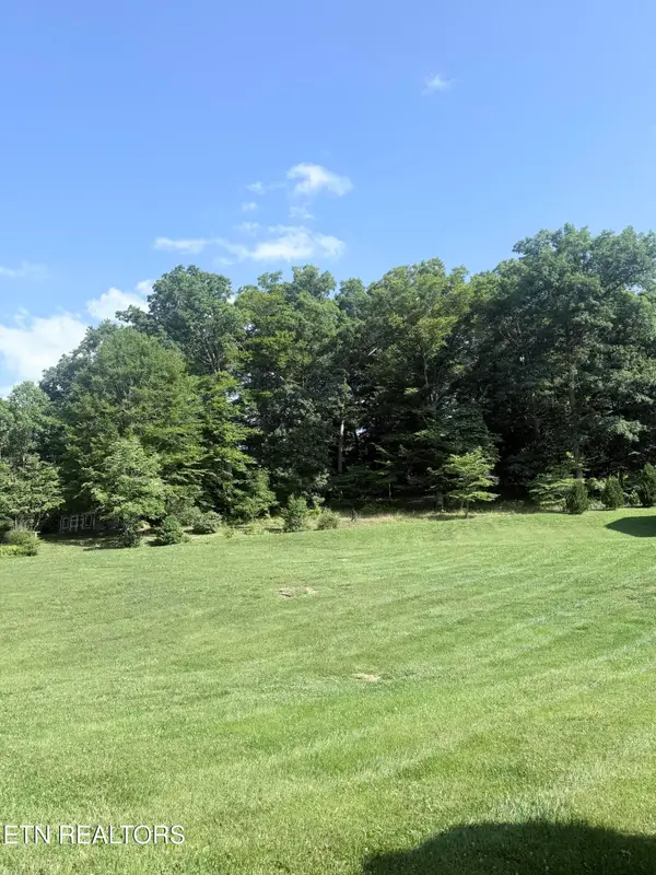 Madison Circle, Harrogate, TN 37752