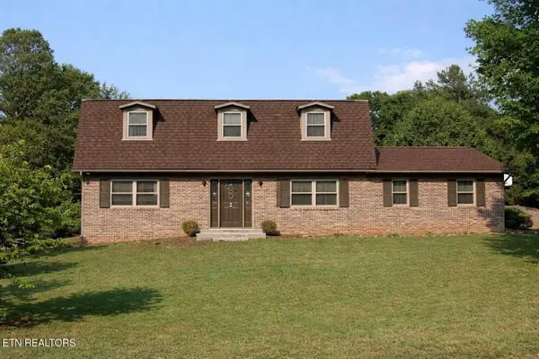 2012 Canby Hills Rd, Knoxville, TN 37923