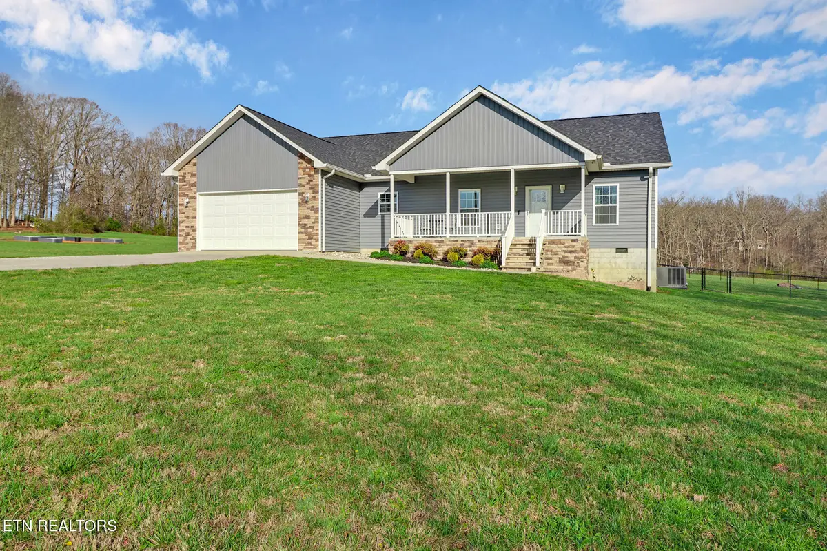 209 Adams Creek Rd, Crossville, TN 38571 - #1