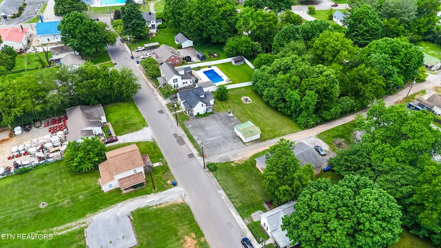 714 E Jefferson St, Jefferson City, TN 37760 - #3