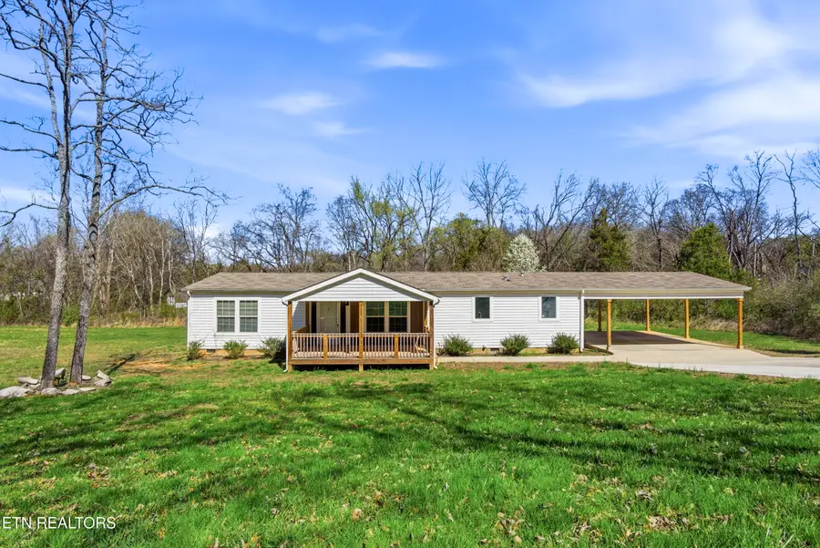 129 W Vinegar Valley Rd, Friendsville, TN 37737 - #2