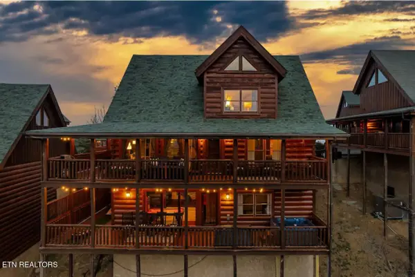 2010 Cougar Crossing Way, Sevierville, TN 37876