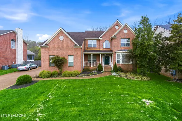 1249 Woodsboro Rd, Knoxville, TN 37922