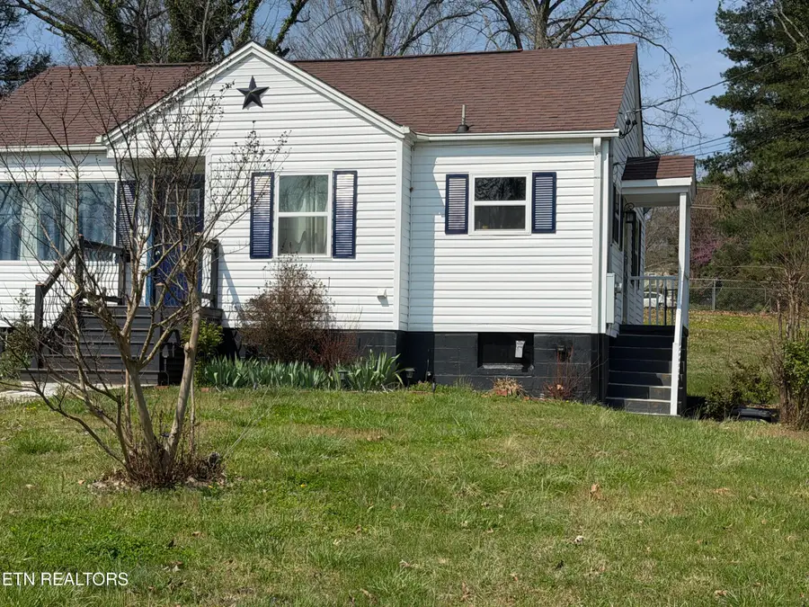 1303 NE Charles Drive, Knoxville, TN 37918 - #2