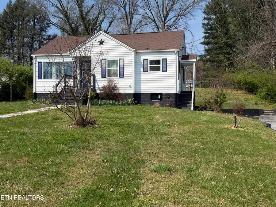 1303 NE Charles Drive, Knoxville, TN 37918 - #3