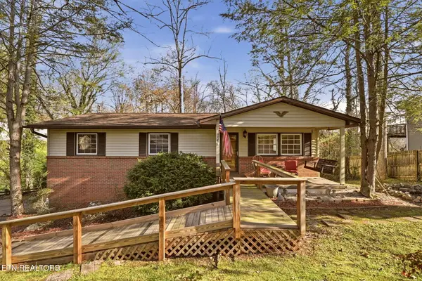 427 Sherwood Estates Circle, Clinton, TN 37716