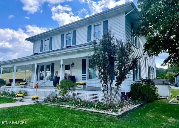 1886 Doctor Thomas Walker Rd, Ewing, VA 24248