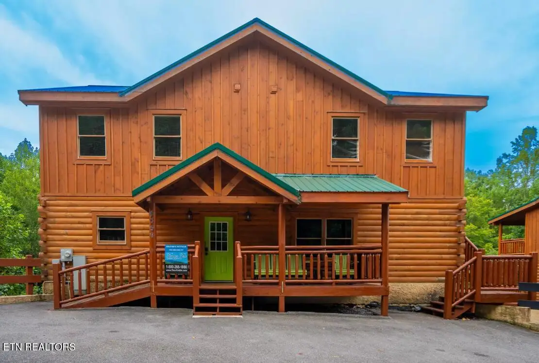 4359 Forest Ridge Way, Pigeon Forge, TN 37863 - #1