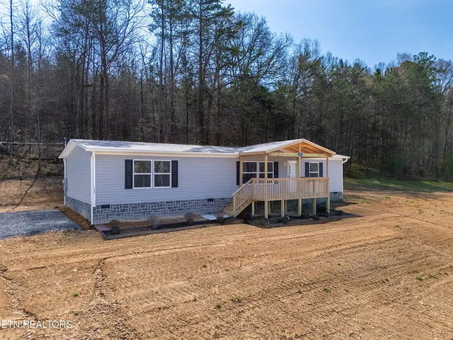 1593 Sweetwater Rd, Philadelphia, TN 37846 - #3