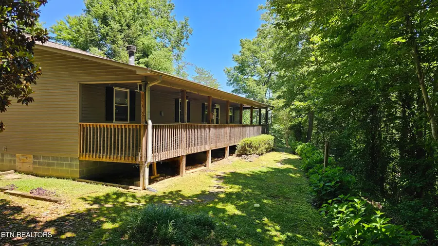 4442 Grindstone Ridge Rd, Pigeon Forge, TN 37863 - #2