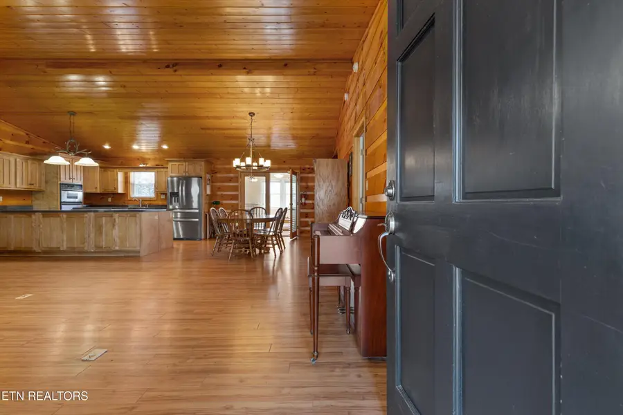 4442 Grindstone Ridge Rd, Pigeon Forge, TN 37863 - #3