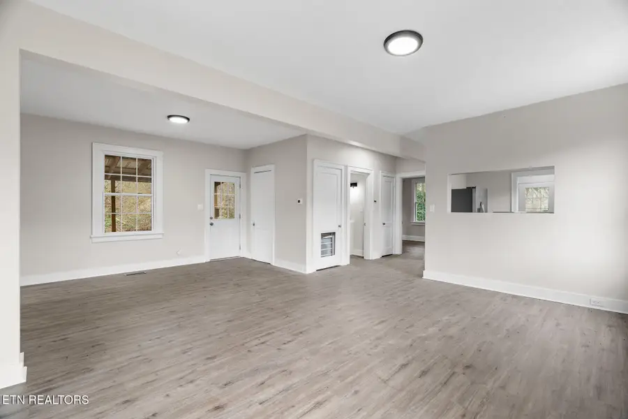 3515 Greenway Drive, Knoxville, TN 37918 - #3