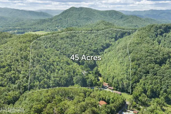 2792 Happy Hollow Rd, Sevierville, TN 37862