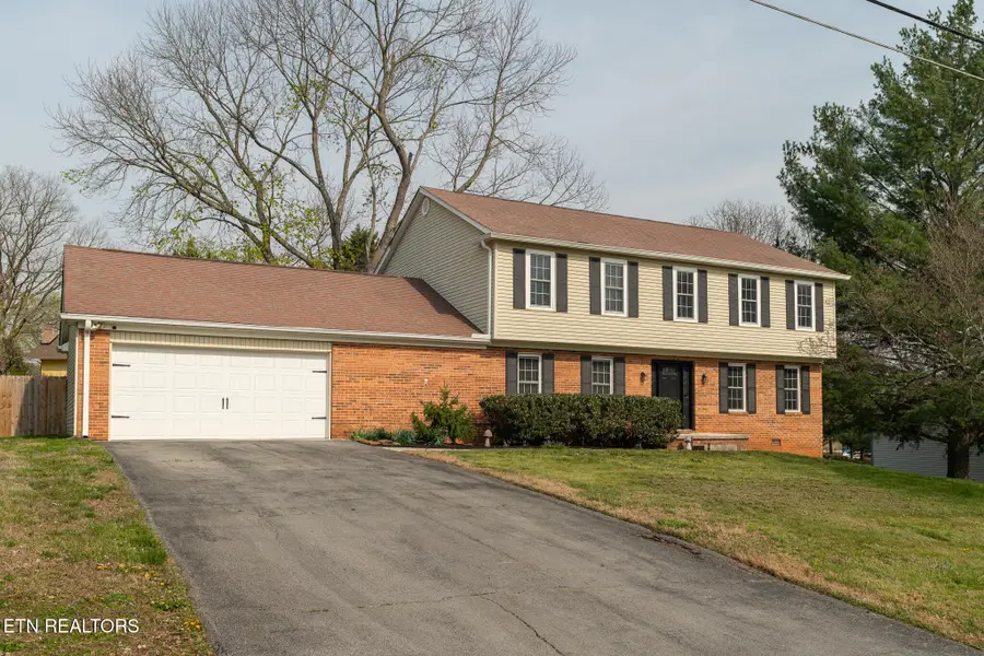 604 Fernwood Rd, Knoxville, TN 37923 - #2