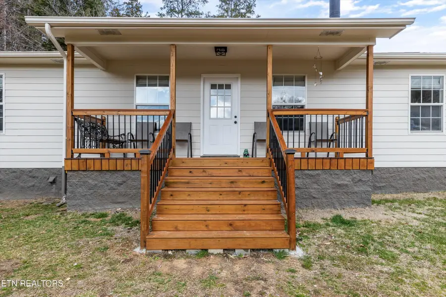 393 Lane Hollow Rd, Sevierville, TN 37876 - #3
