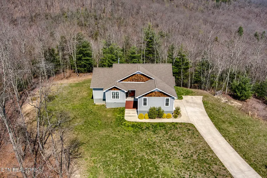664 Green Ridge Tr, Harriman, TN 37748 - #2