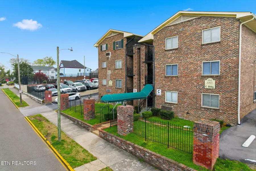 1510 Forest Ave #D101, Knoxville, TN 37916 - #3