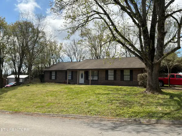 819 Sailview Rd, Knoxville, TN 37934