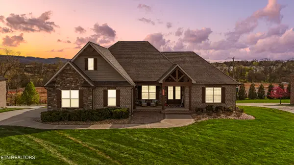 3359 Old Plantation Way, Maryville, TN 37804