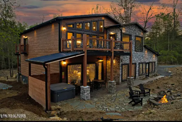 2233 Sawmill Cove Drive, Sevierville, TN 37862