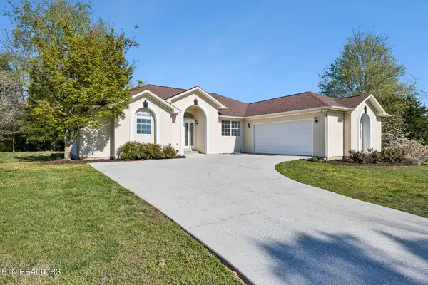 407 Elokwa Place, Loudon, TN 37774