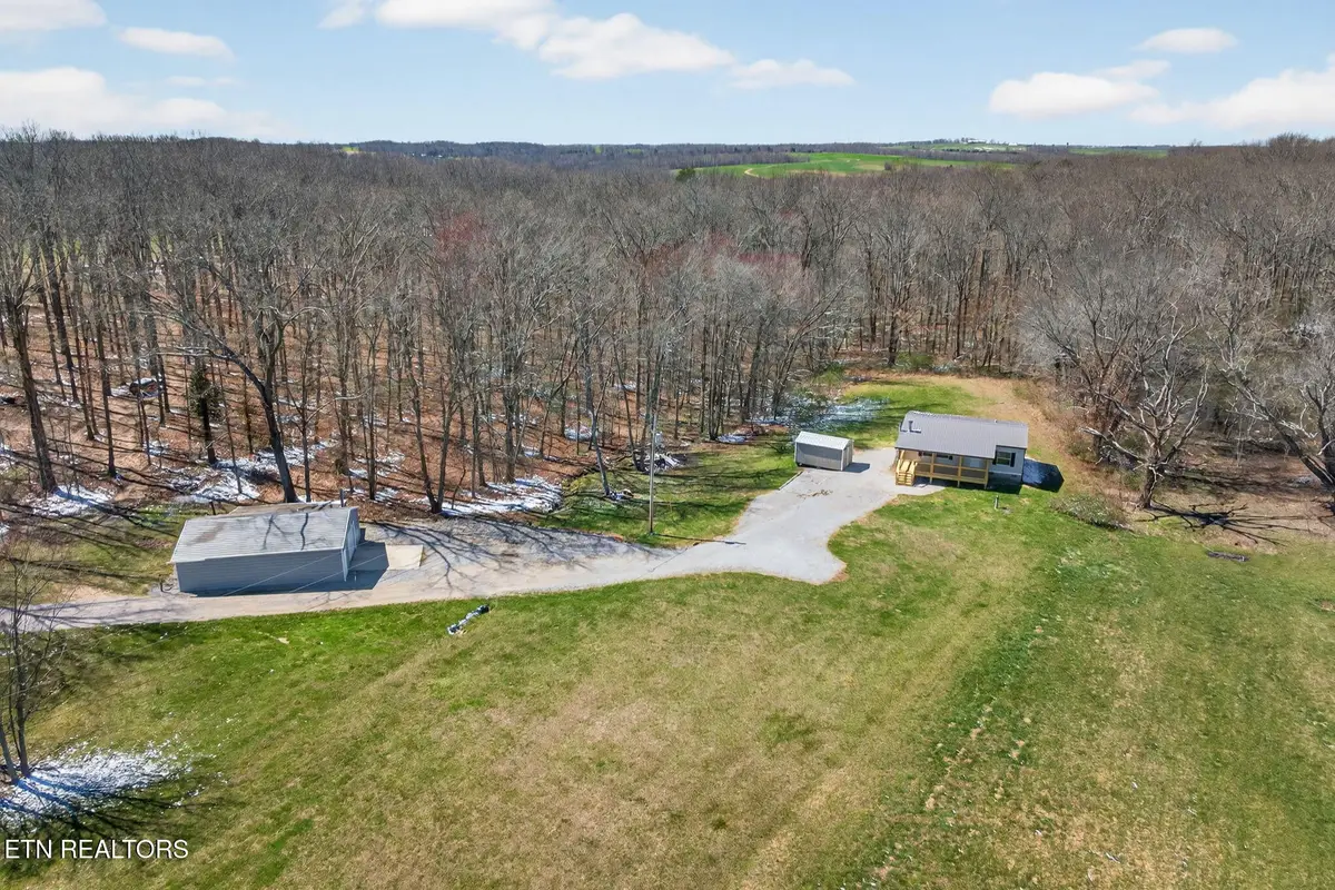 4657 Creston Rd, Crossville, TN 38571 - #1