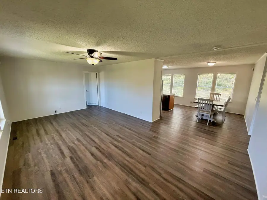 1896 Branam Hill Rd, Jellico, TN 37762 - #2