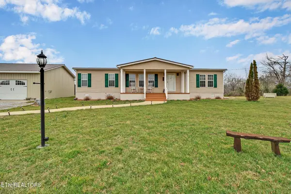 154 Ike Burgess Rd, Crossville, TN 38572