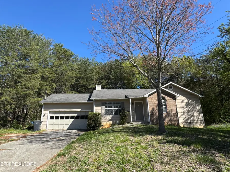 2222 Woods Smith Rd, Knoxville, TN 37921 - #2