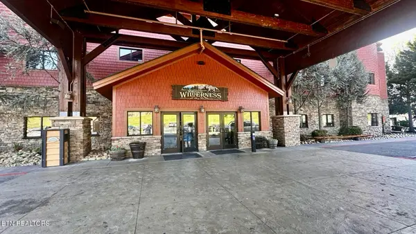 1424 Old Knoxville Hwy #13079/8, Sevierville, TN 37876