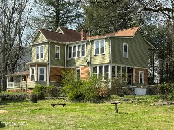 416 W Rockwood St, Rockwood, TN 37854