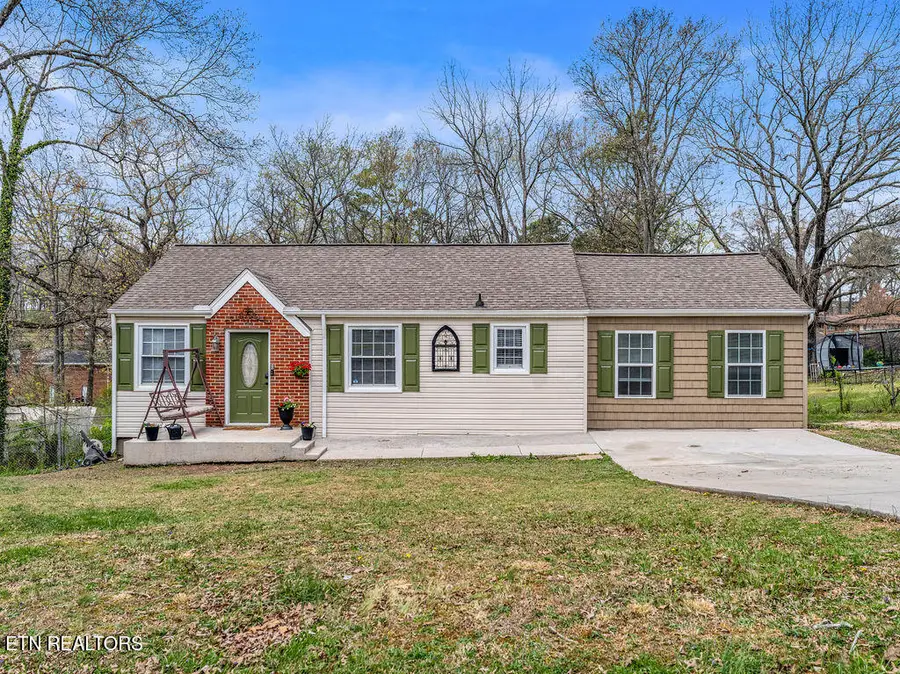 5722 Sanford Rd, Knoxville, TN 37912 - #3