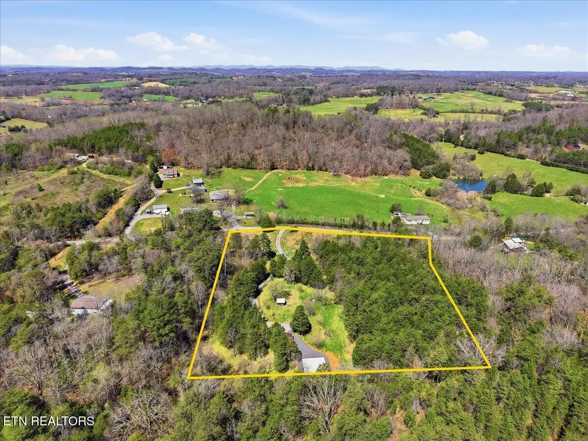 7326 Tomotley Rd, Maryville, TN 37801 - #1