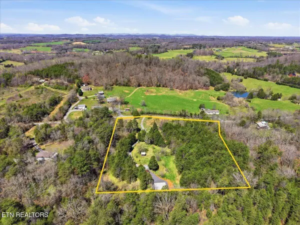 7326 Tomotley Rd, Maryville, TN 37801