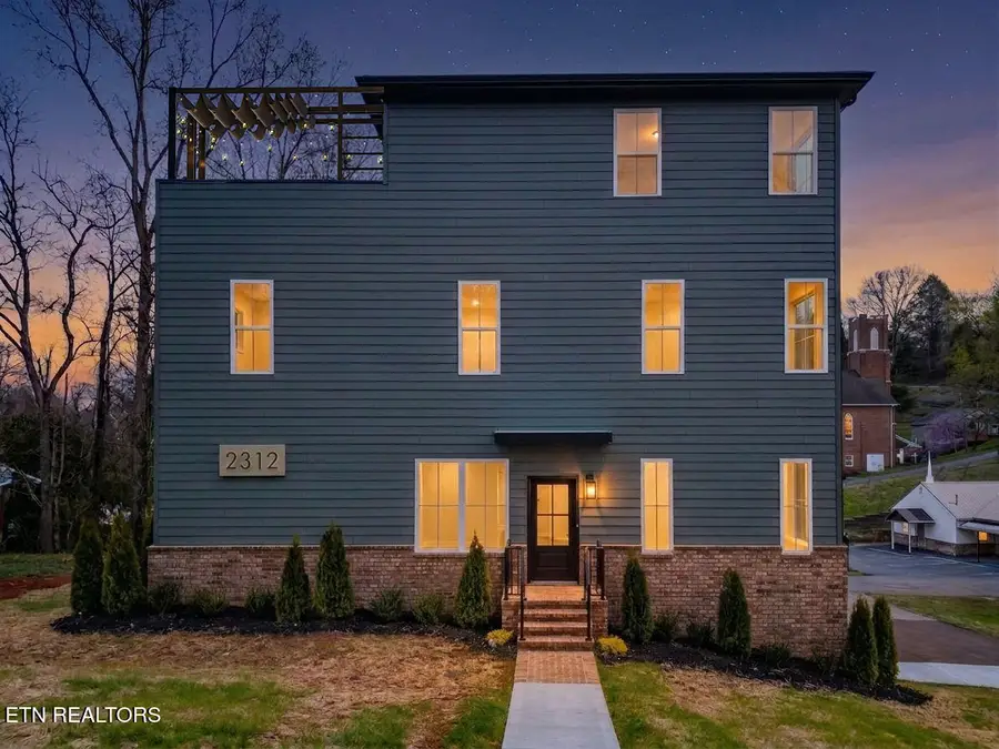 2312 Sam Houston St, Knoxville, TN 37920 - #2