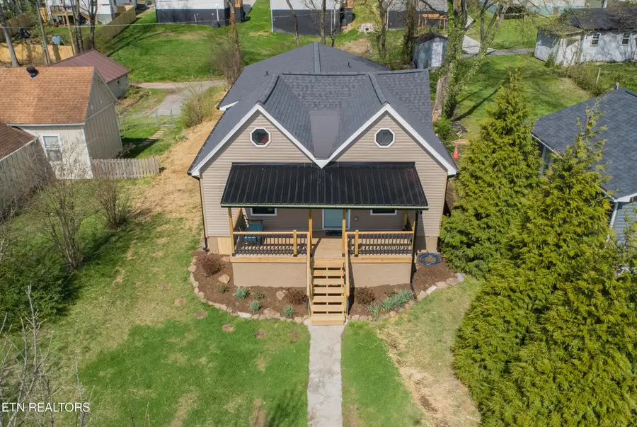 2317 E Glenwood Ave, Knoxville, TN 37917 - #3