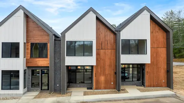 818 Vera Valley Way, Knoxville, TN 37919