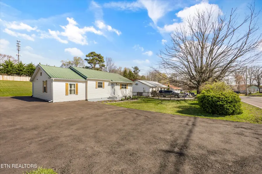 2925 Patrick Ave, Maryville, TN 37804 - #3