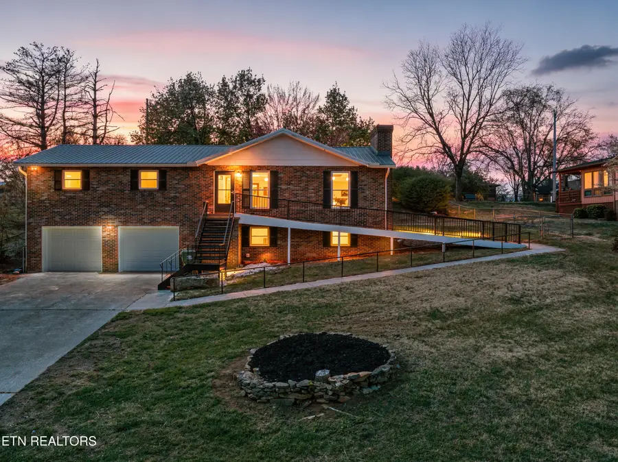 921 Brown School Rd, Maryville, TN 37804 - #2