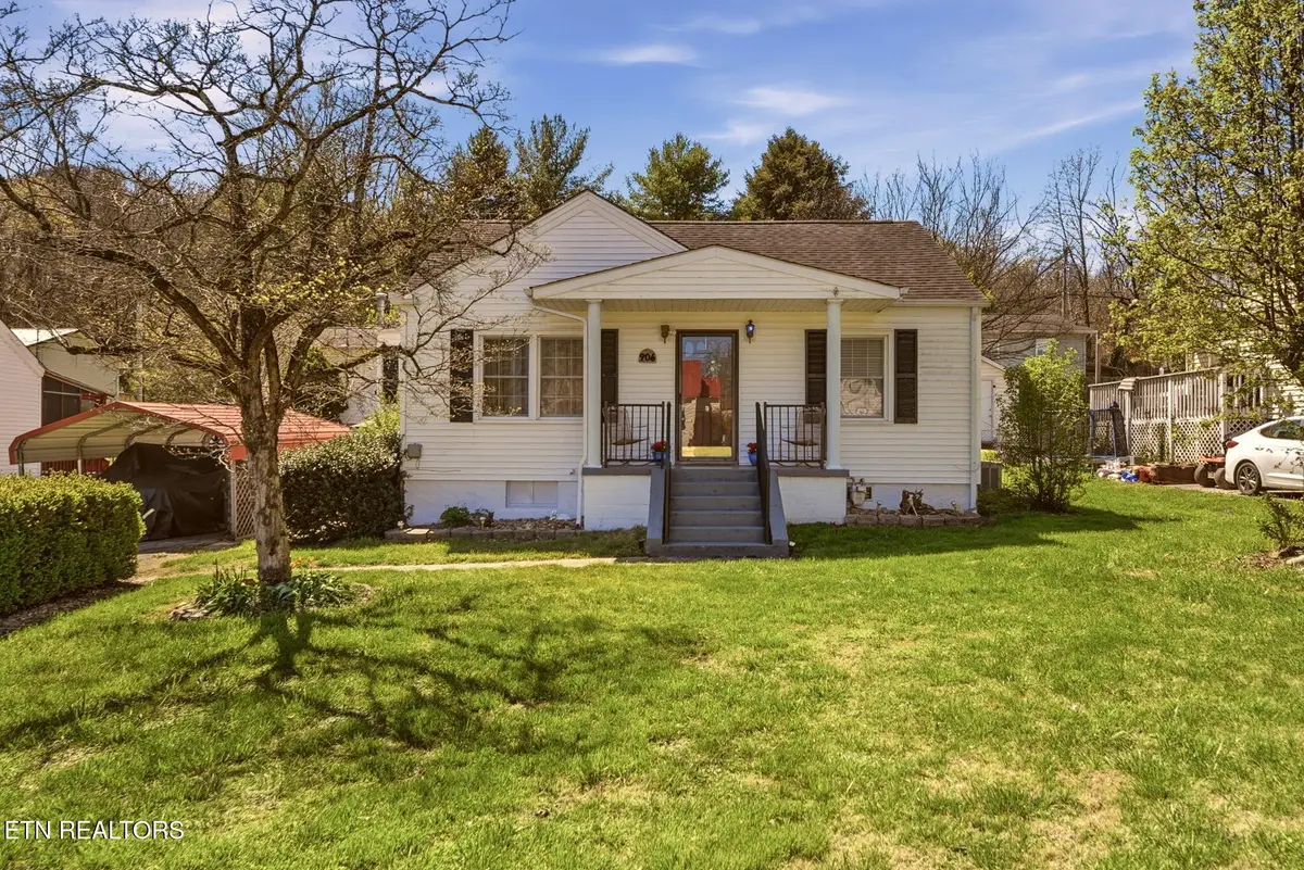 906 Riverview Drive, Lafollette, TN 37766 - #1