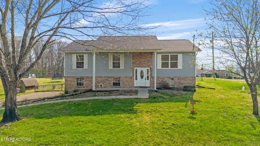 4554 Clifton Lane, Strawberry Plains, TN 37871 - #2