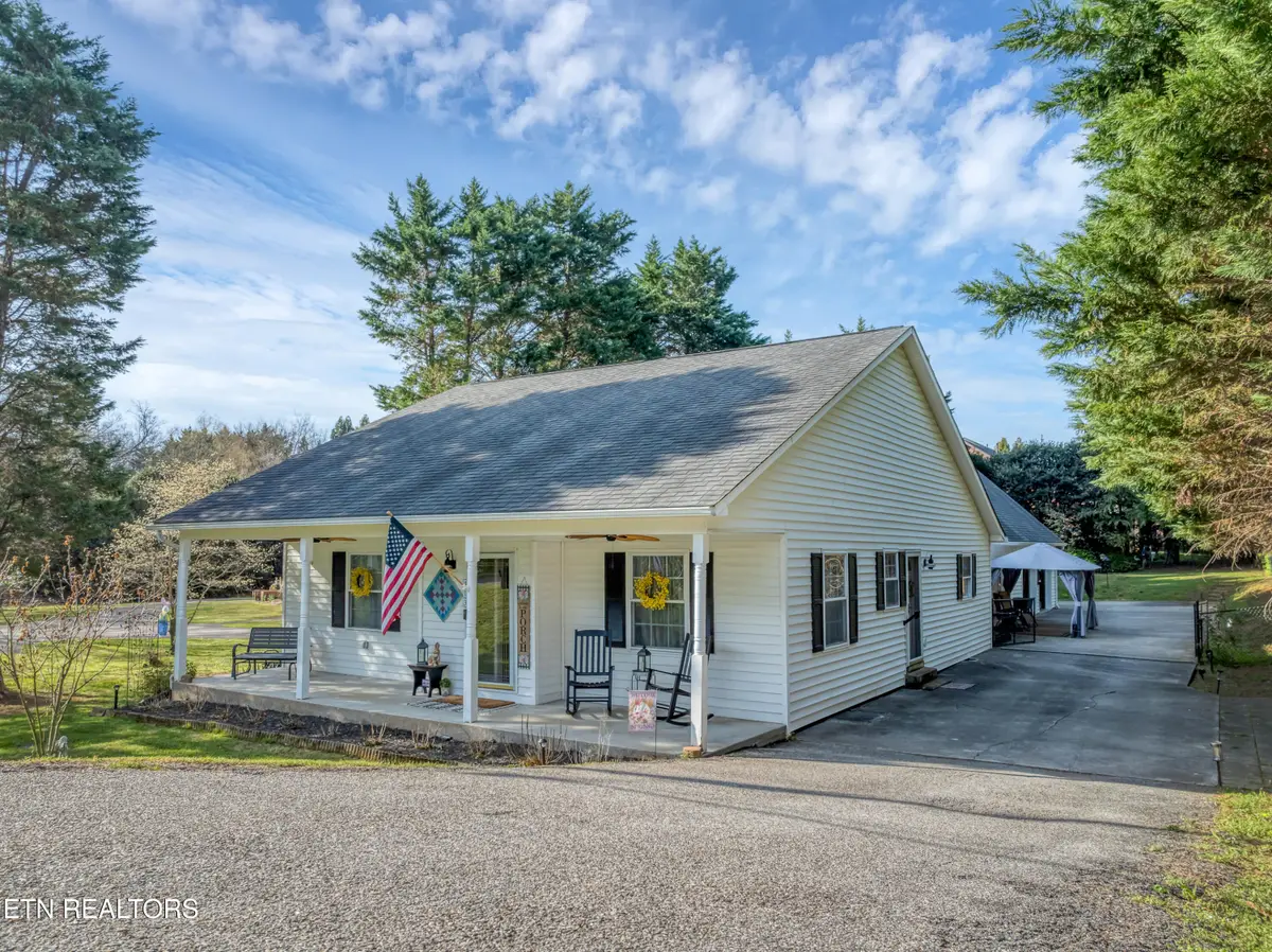 413 Sandy Springs Rd, Maryville, TN 37803 - #1