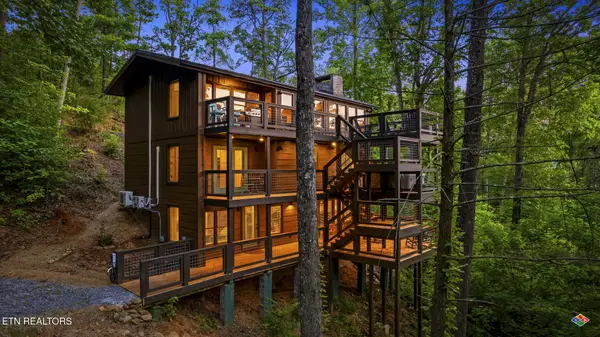 1135 Shady Grove Lane, Gatlinburg, TN 37738