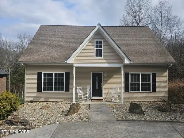 210 Wahuhu Lane, Loudon, TN 37774