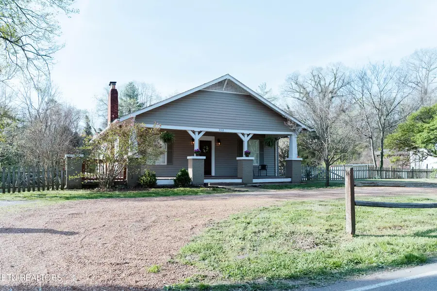 2312 Cedar Lane, Knoxville, TN 37918 - #2