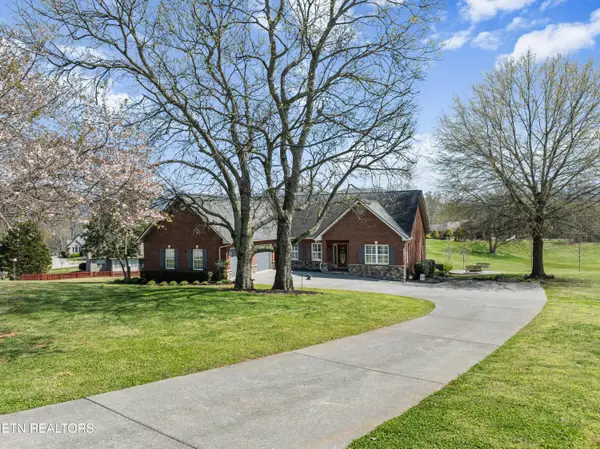 3806 Crescent Ridge Court, Maryville, TN 37804